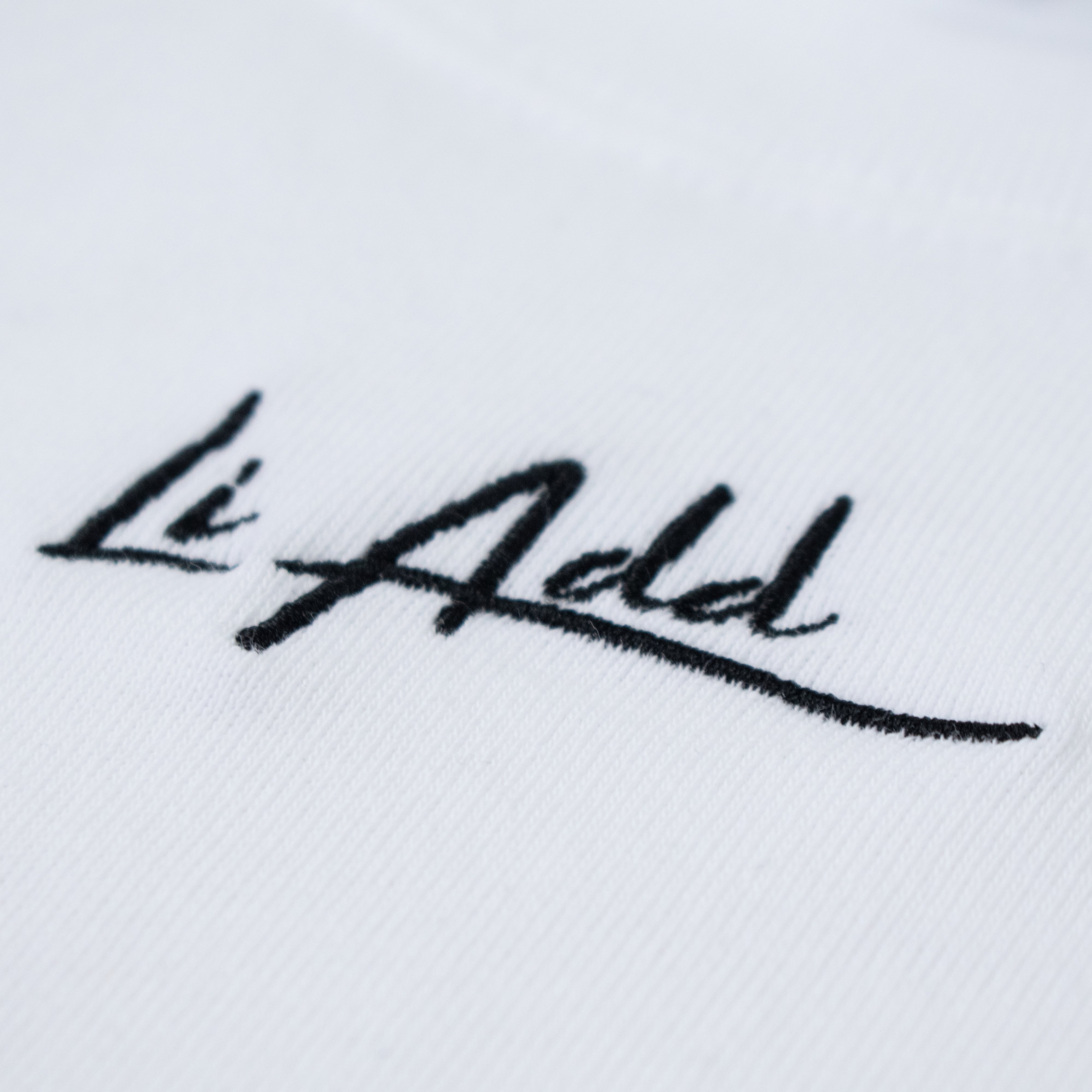 刺繍ロゴTシャツ　ホワイト
